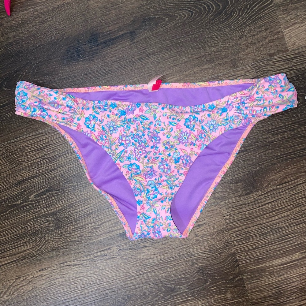 Victoria’s Secret the knockout bikini bottom